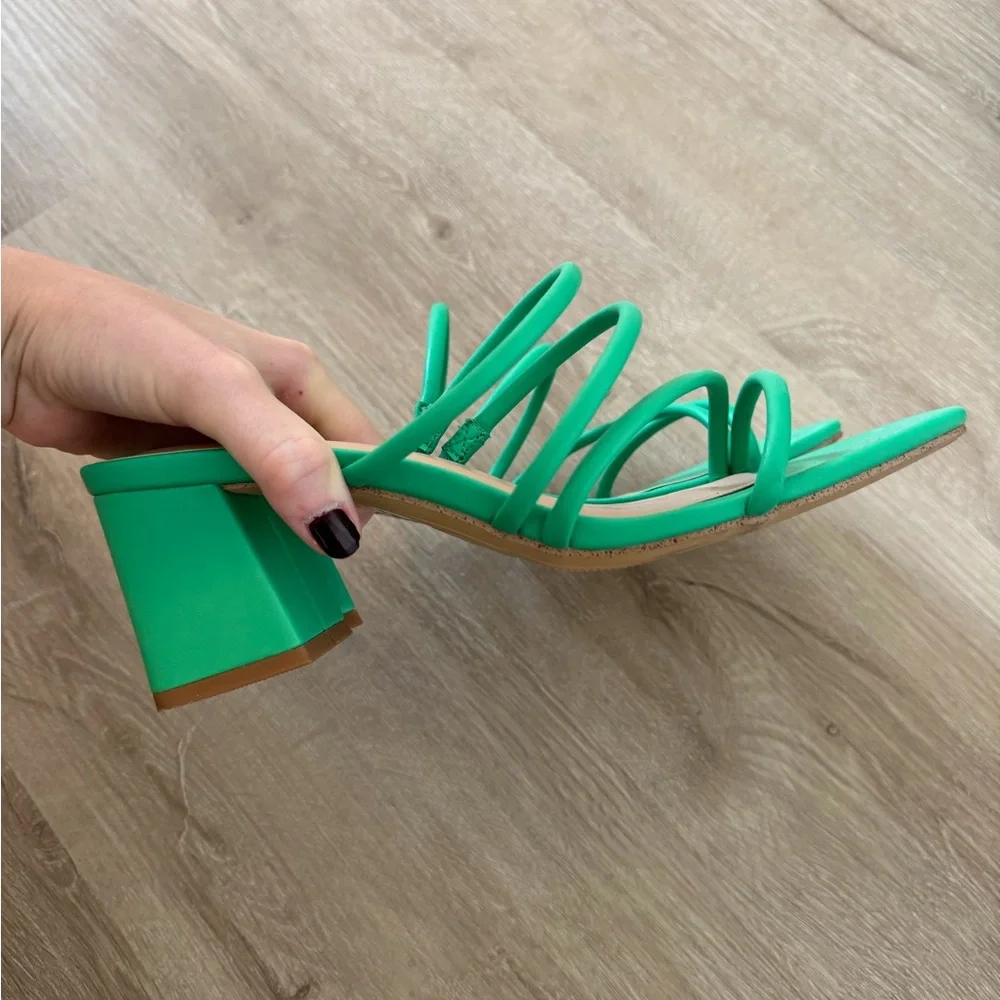 Target Green Heels - Picture 2 of 3